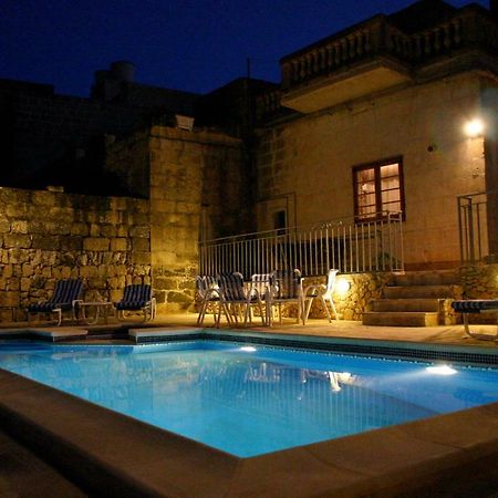 Villa Sylvia' S Millhouse Kerċem Exterior foto