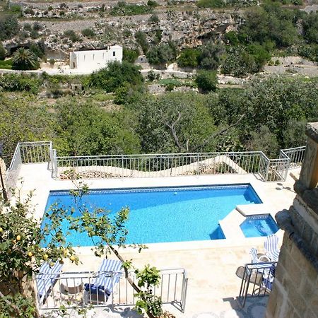 Villa Sylvia' S Millhouse Kerċem Exterior foto